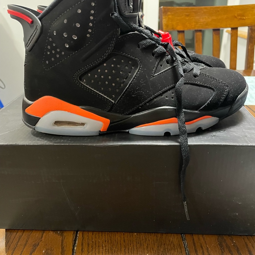 Men's Air Jordan 6 Retro Size 8.5